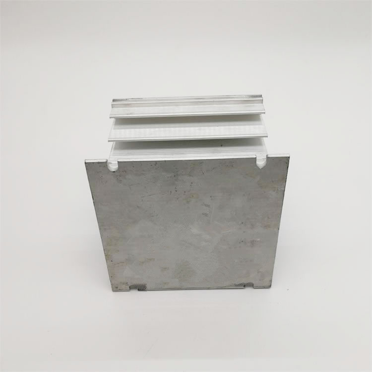 鋁型材加工  恒溫器電源散熱器 五金沖壓加工